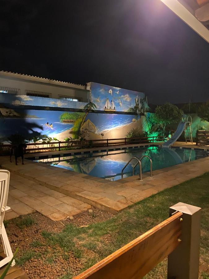 Pousada Vale Do Rubi Londrina Eksteriør billede
